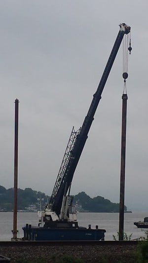 CSX-barge-crane