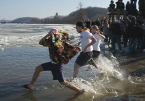 Join Team Riverkeeper: Escape from Sing Sing Plunge